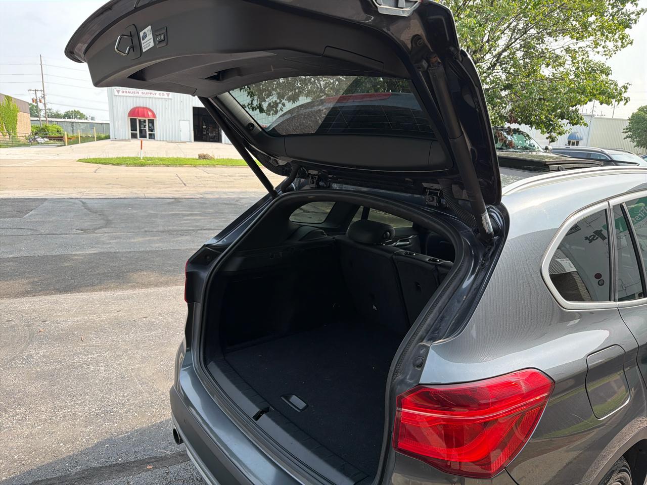 2016 BMW X1 28i - Photo 23