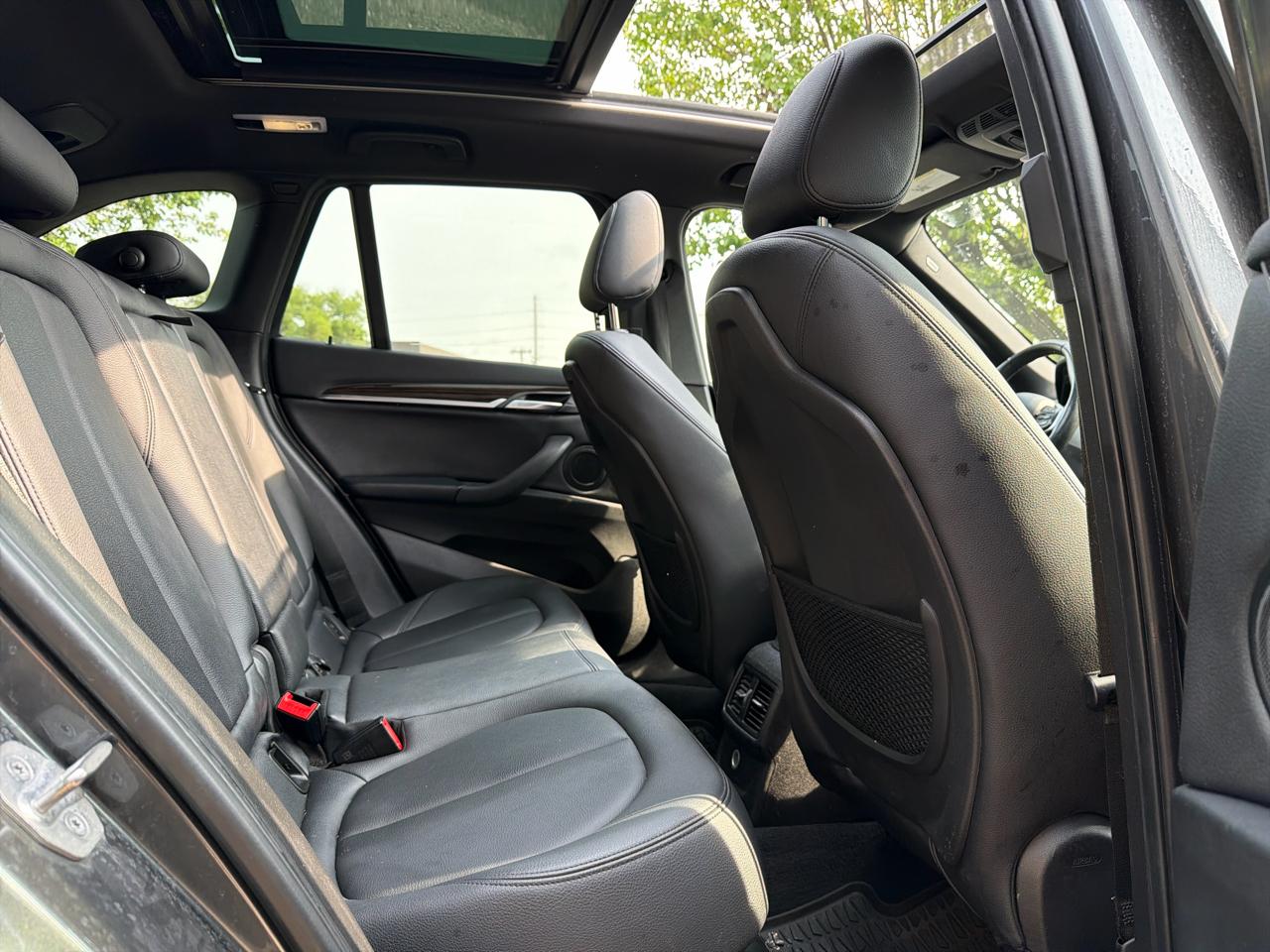 2016 BMW X1 28i - Photo 24
