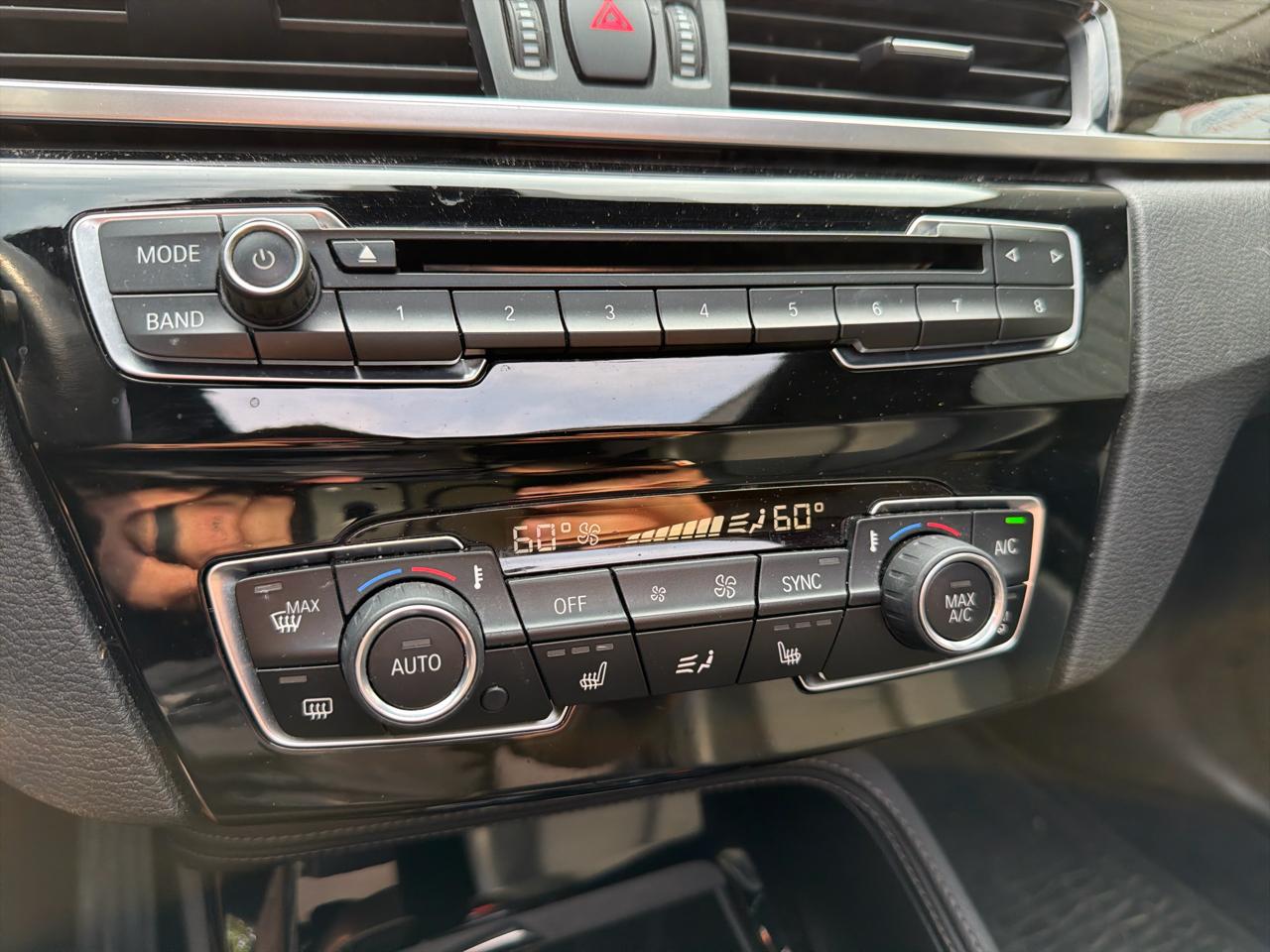 2016 BMW X1 28i - Photo 43