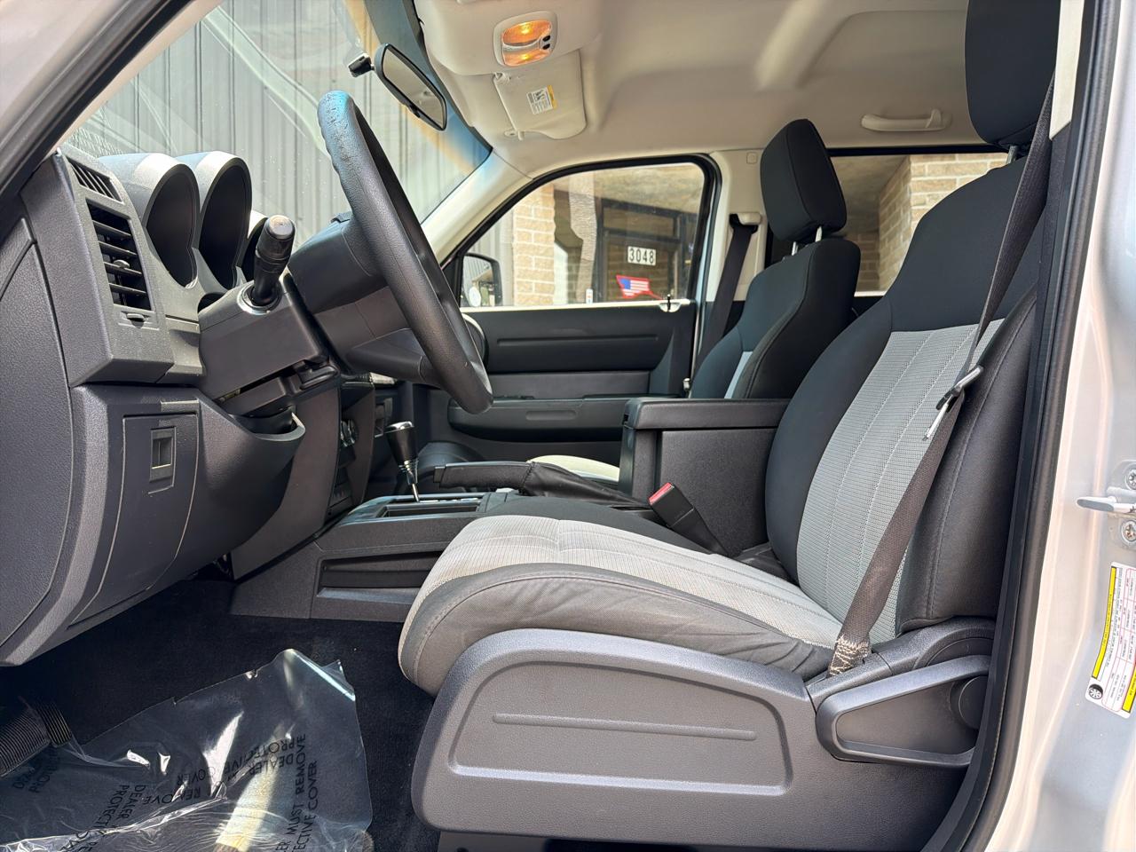 Dodge Nitro SXT 2WD 2008