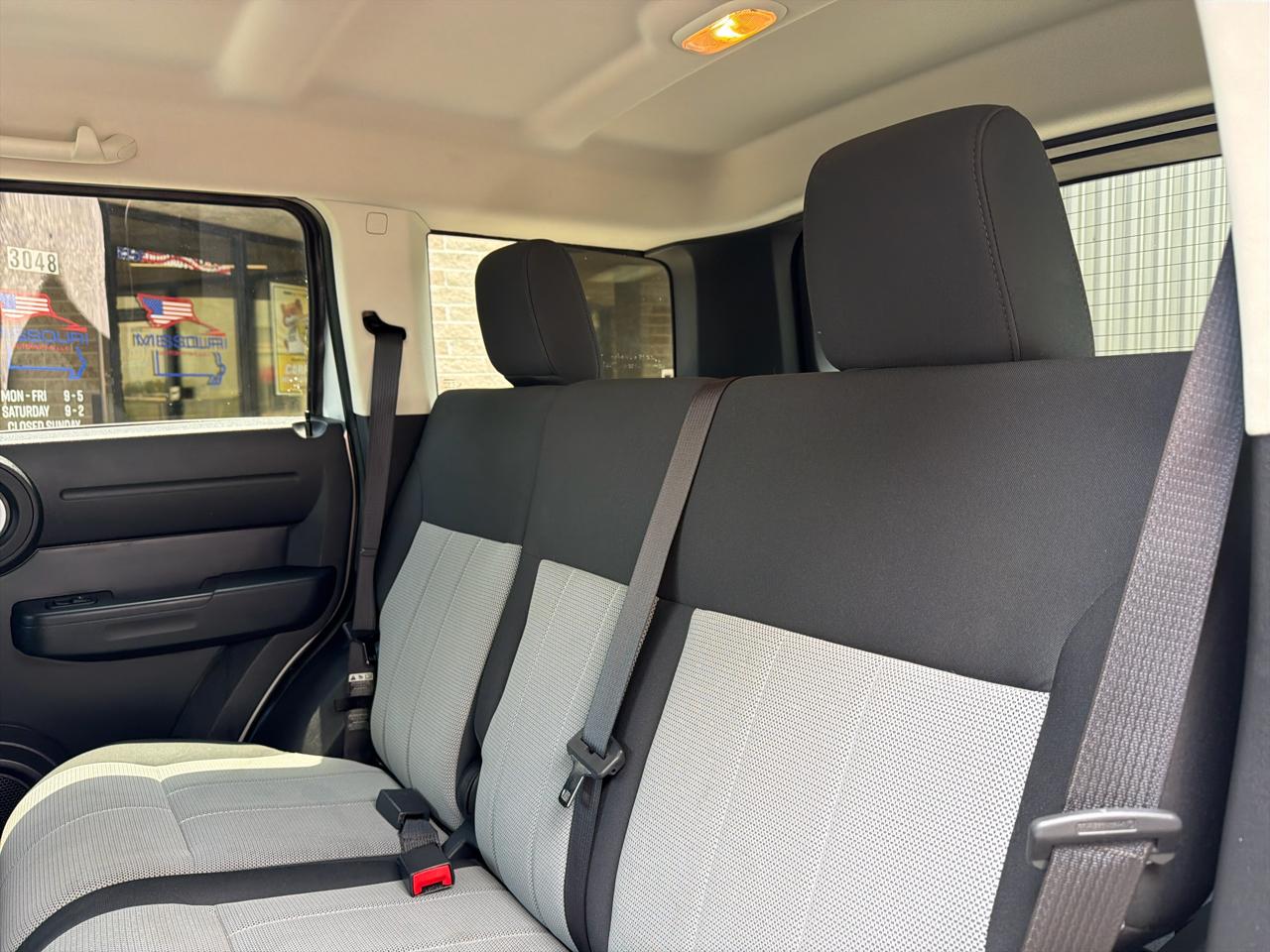 Dodge Nitro SXT 2WD 2008