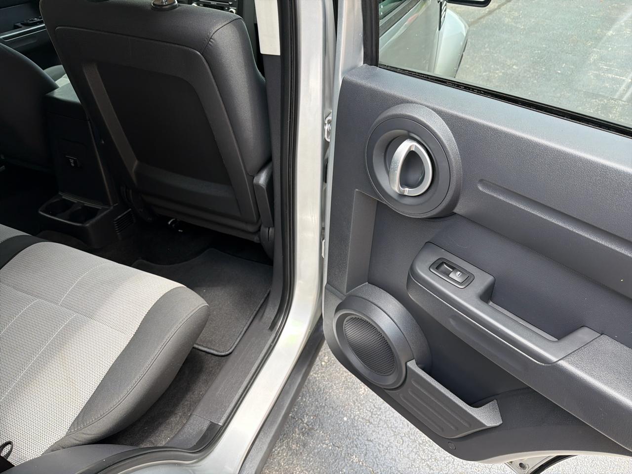 Dodge Nitro SXT 2WD 2008
