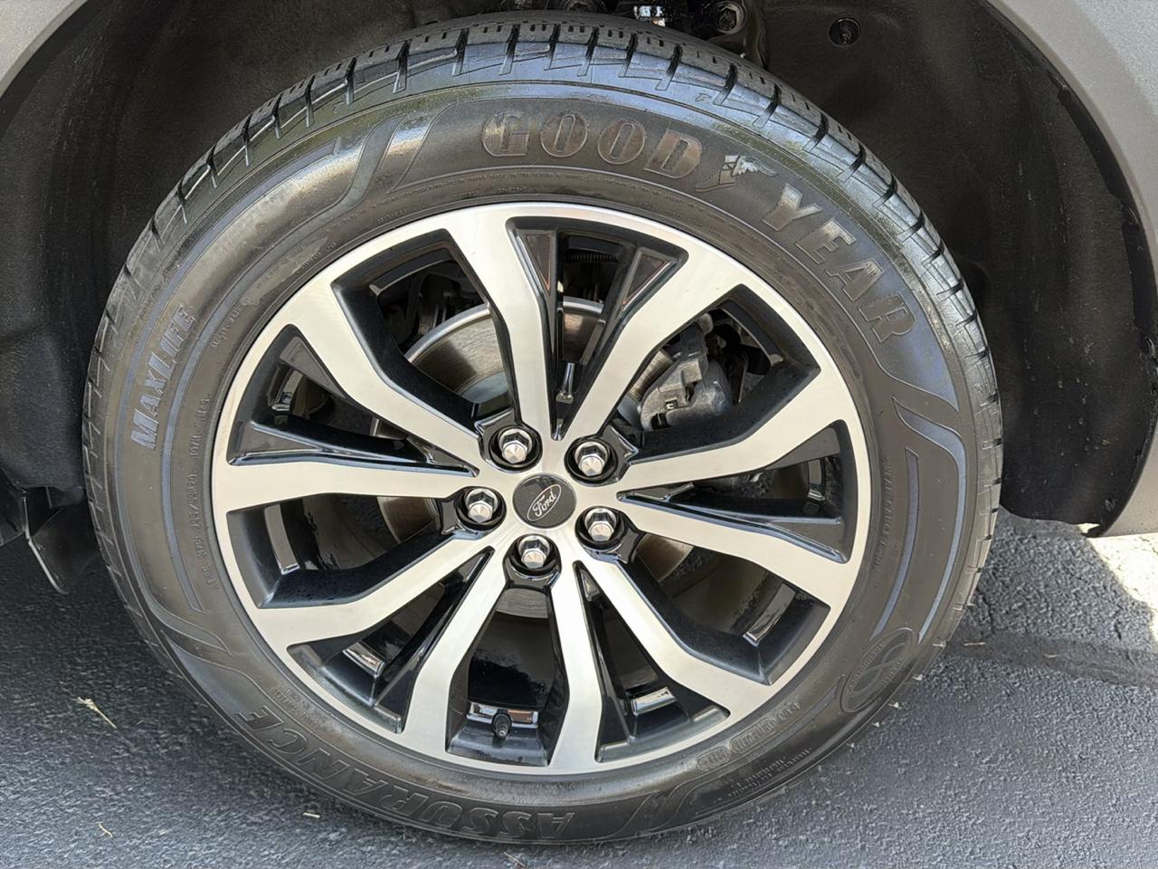 Ford Explorer ST AWD 2020