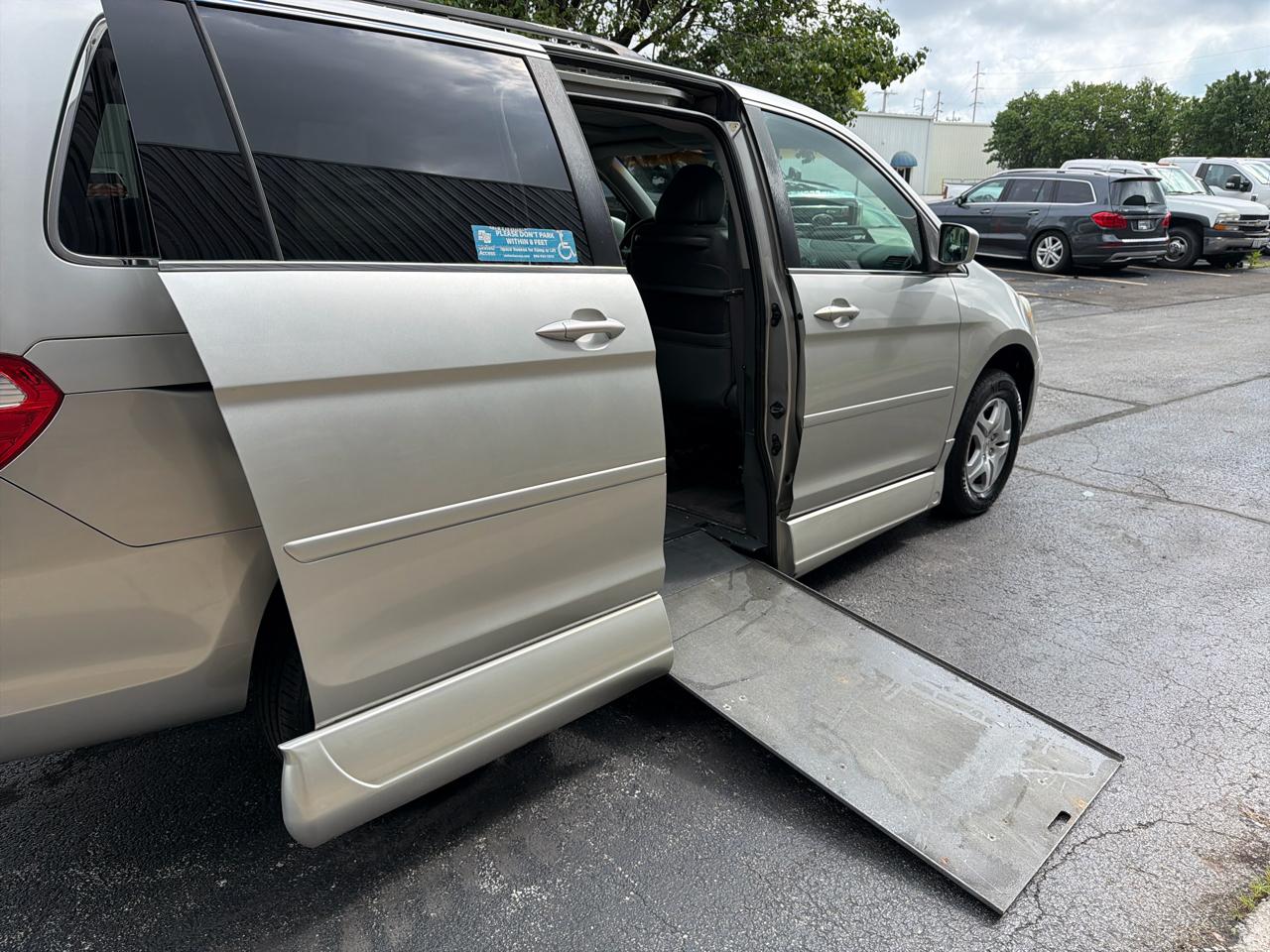 Honda Odyssey EX-L w/ DVD 2007
