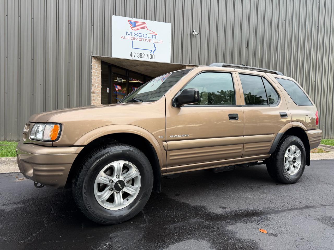 Isuzu Rodeo S V6 2WD 2001