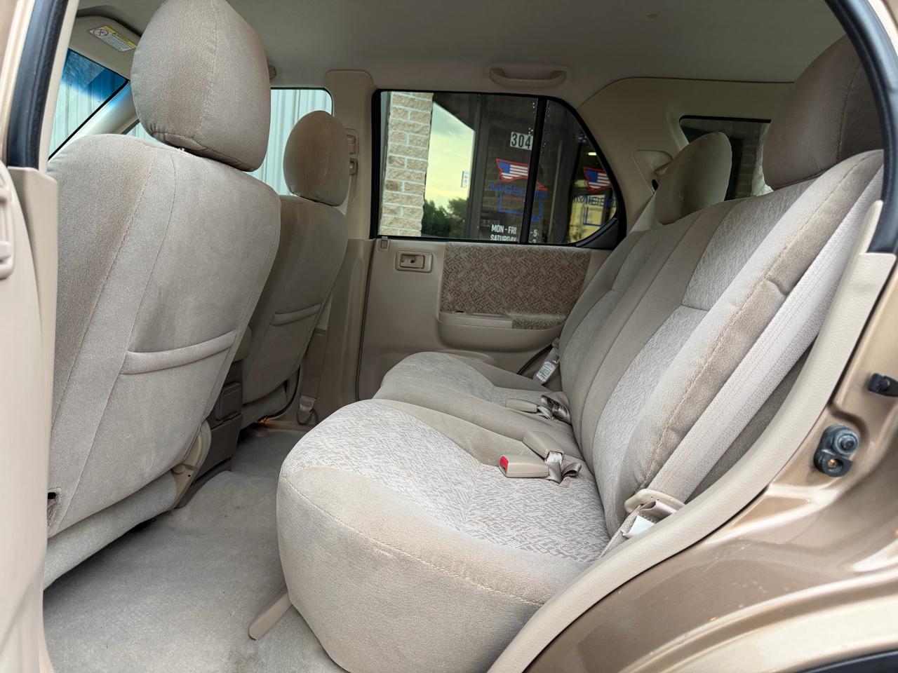 Isuzu Rodeo S V6 2WD 2001