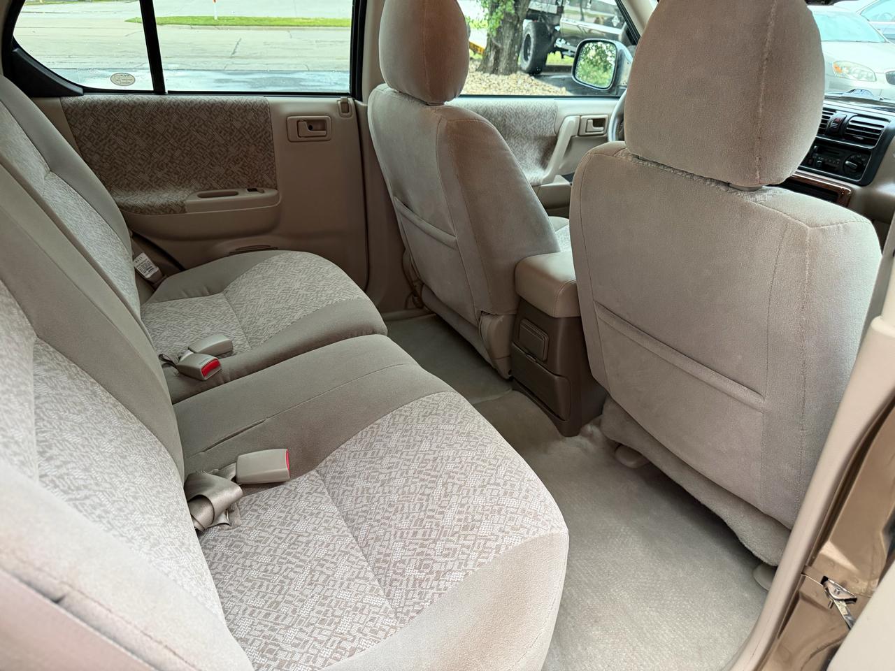 Isuzu Rodeo S V6 2WD 2001