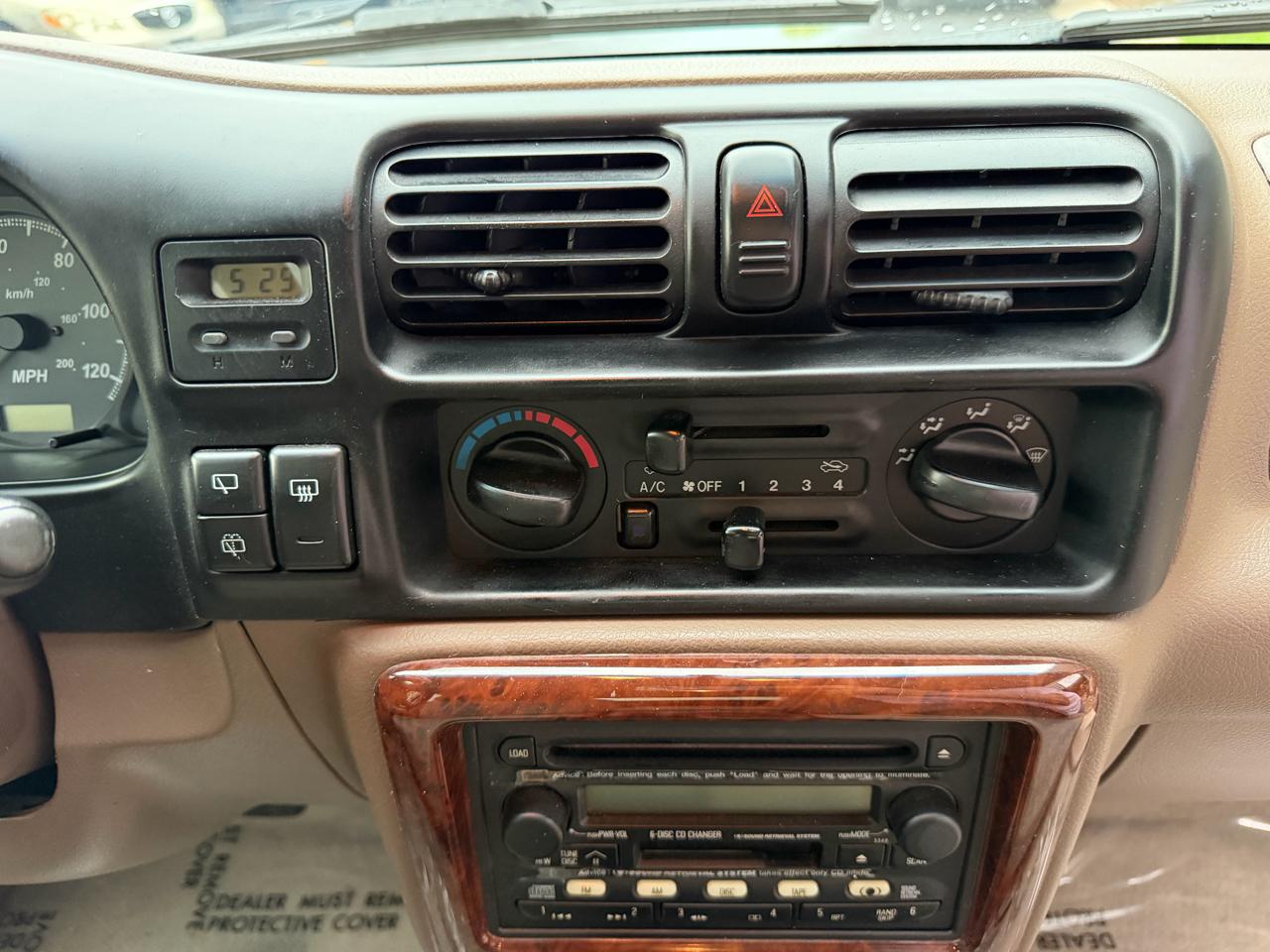 Isuzu Rodeo S V6 2WD 2001