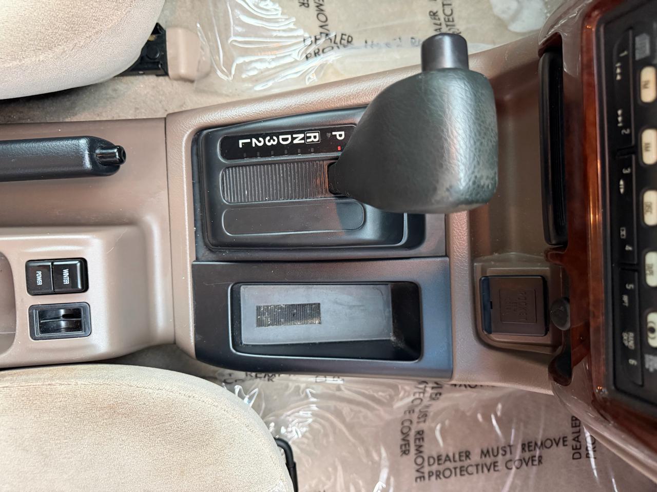 Isuzu Rodeo S V6 2WD 2001