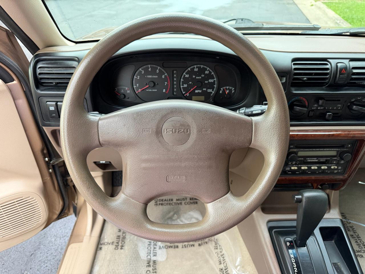 Isuzu Rodeo S V6 2WD 2001
