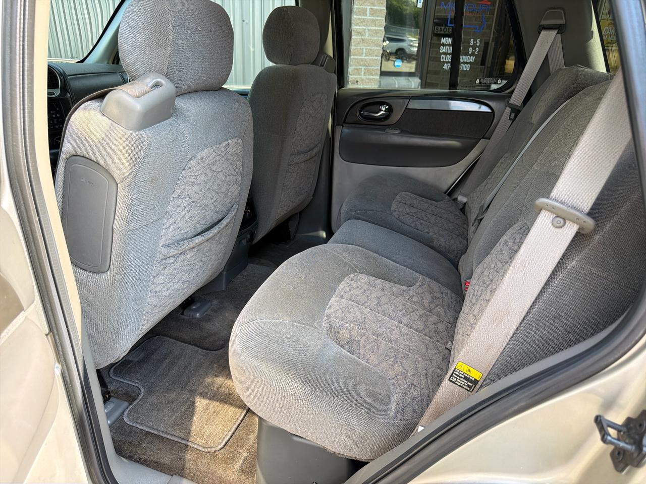 GMC Envoy SLE 2WD 2002
