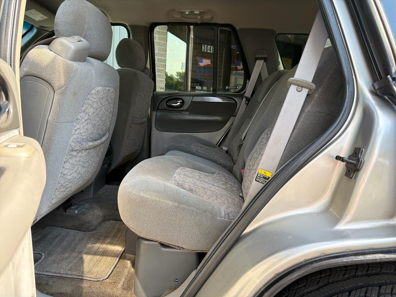 GMC Envoy SLE 2WD 2002