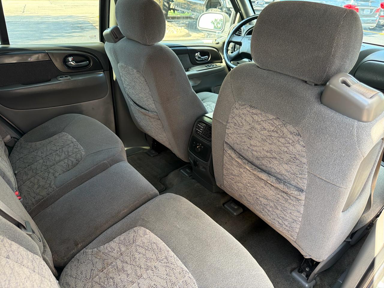 GMC Envoy SLE 2WD 2002