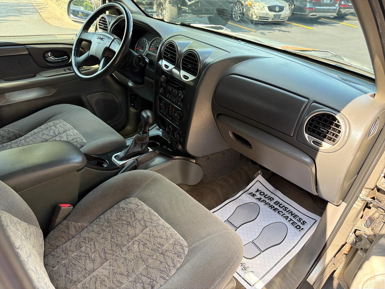 GMC Envoy SLE 2WD 2002