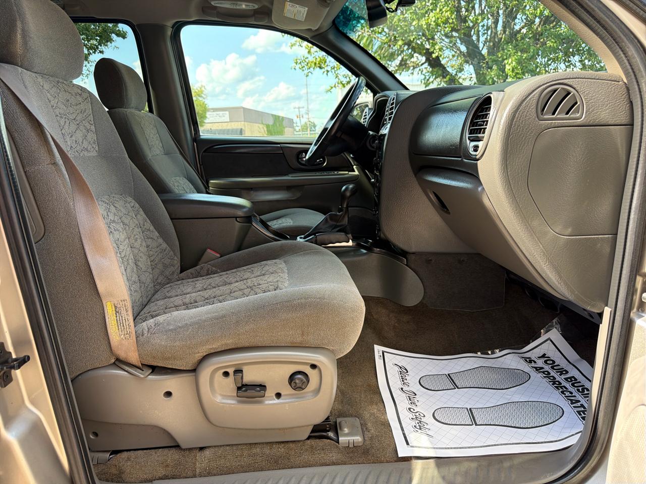 GMC Envoy SLE 2WD 2002