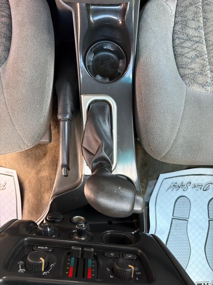 GMC Envoy SLE 2WD 2002