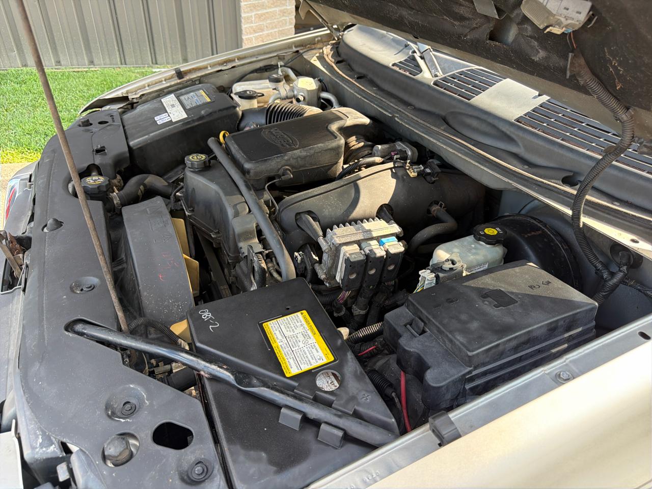 GMC Envoy SLE 2WD 2002