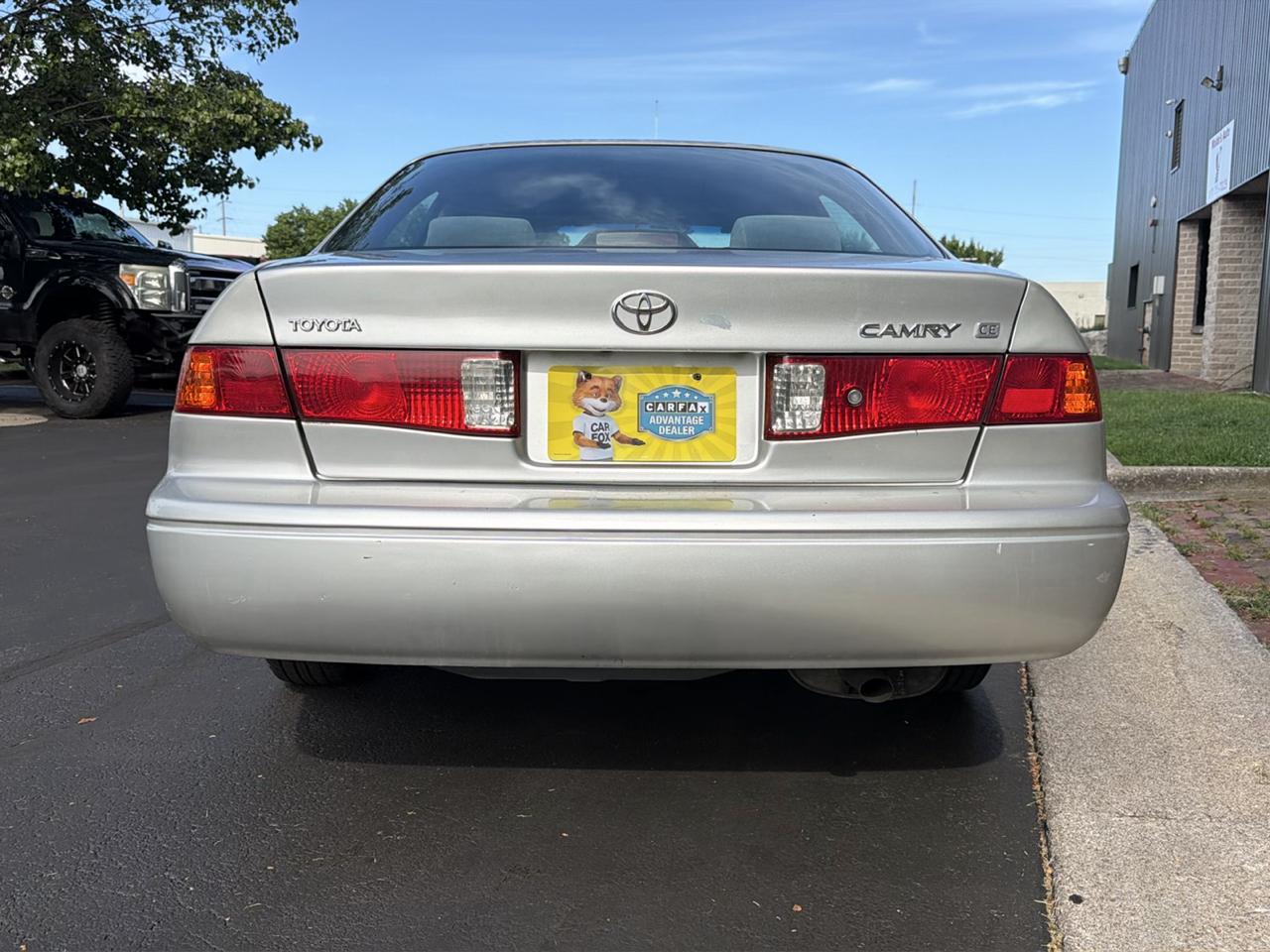 Toyota Camry CE 2000