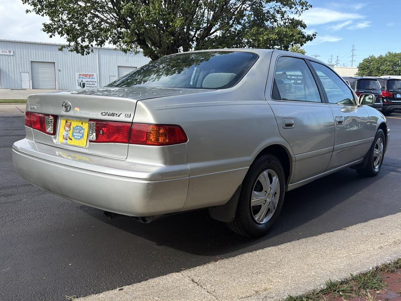 Toyota Camry CE 2000