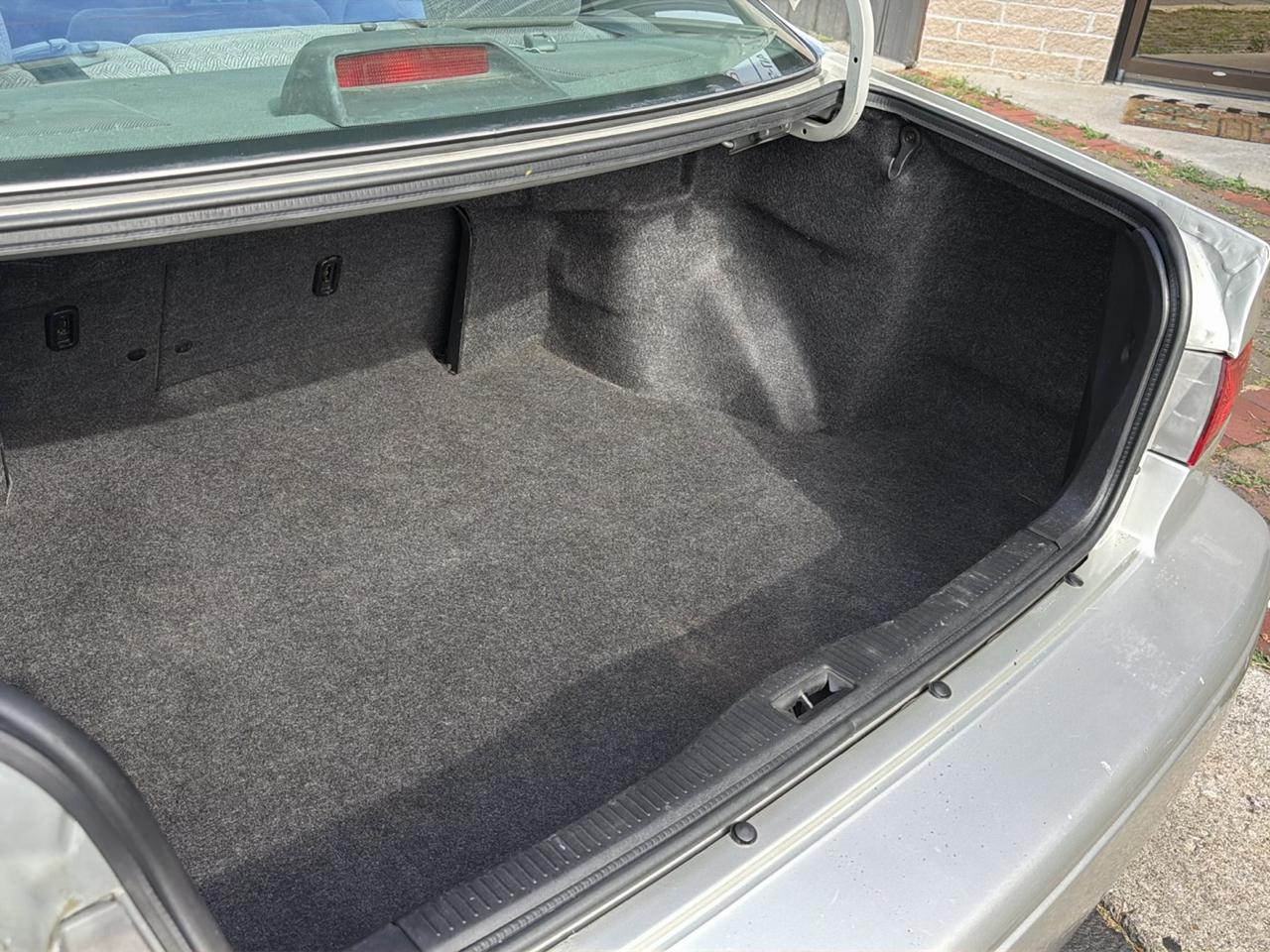 Toyota Camry CE 2000