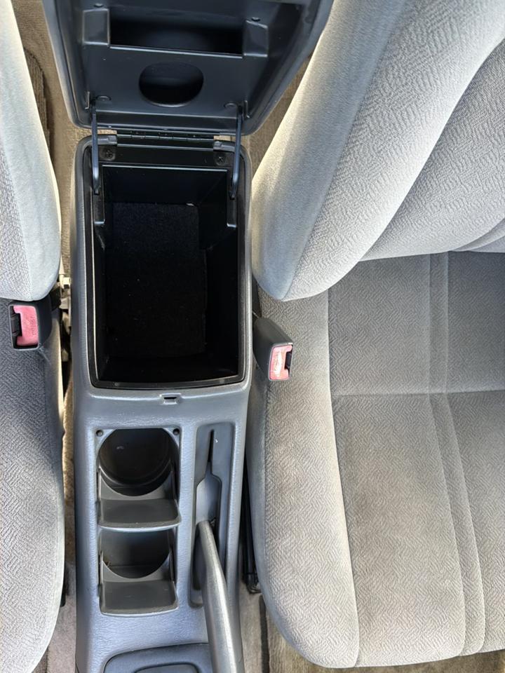 Toyota Camry CE 2000