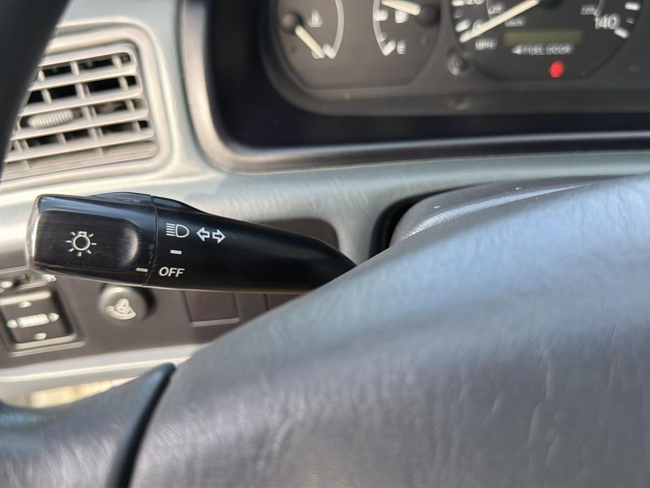 Toyota Camry CE 2000