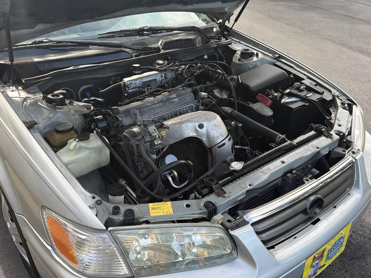 Toyota Camry CE 2000