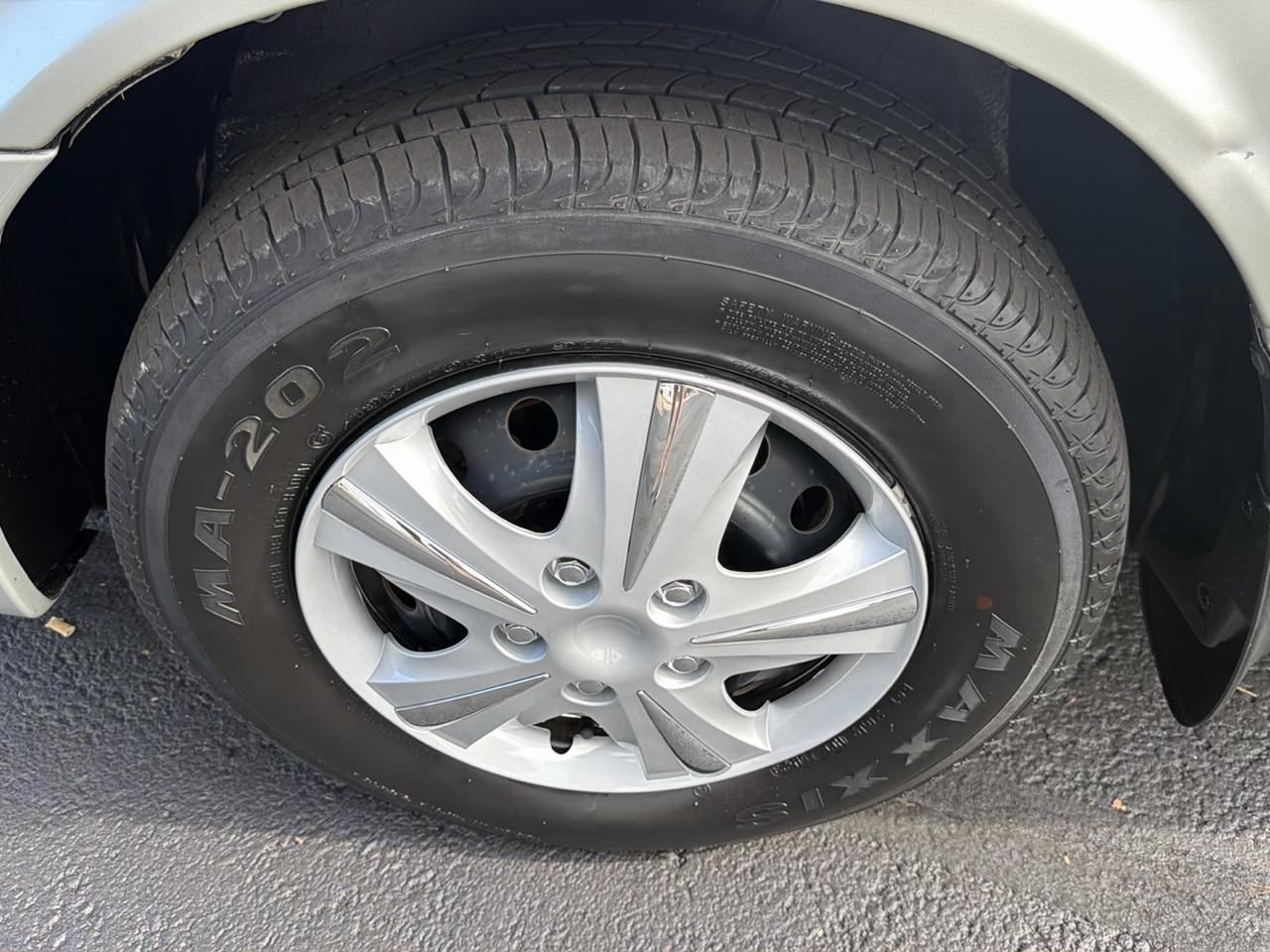 Toyota Camry CE 2000