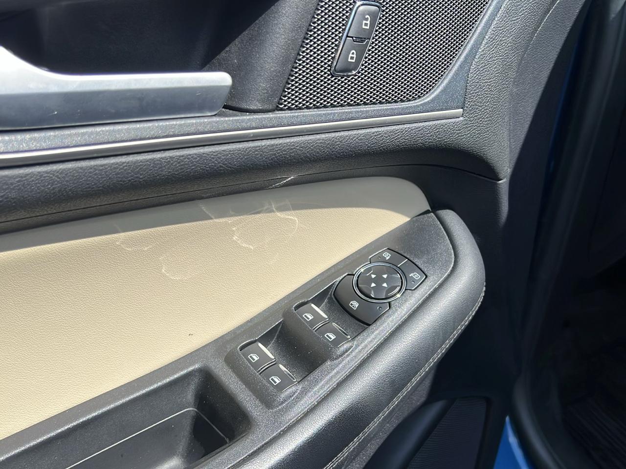 2021 Ford Edge SEL - Photo 12