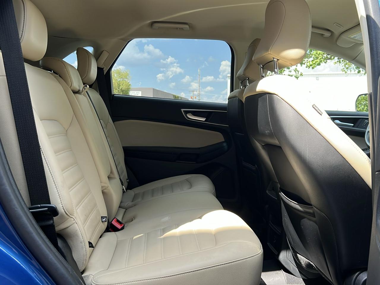 2021 Ford Edge SEL - Photo 25