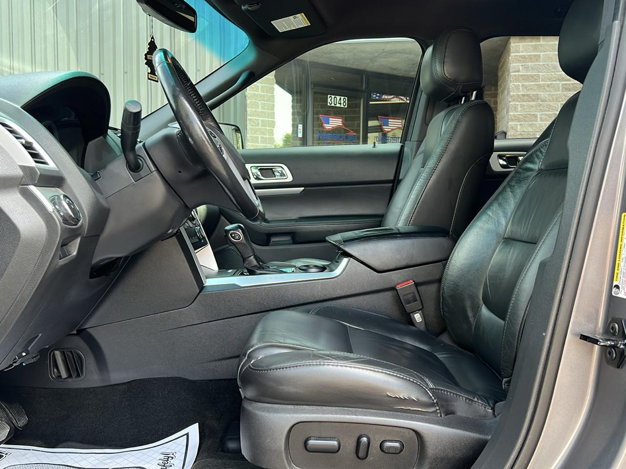 Ford Explorer XLT FWD 2014