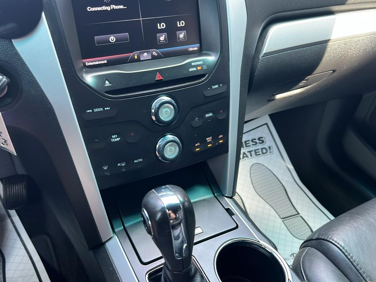 Ford Explorer XLT FWD 2014