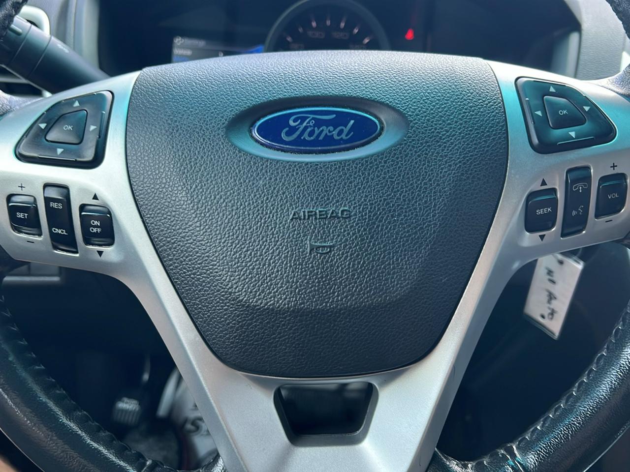 Ford Explorer XLT FWD 2014