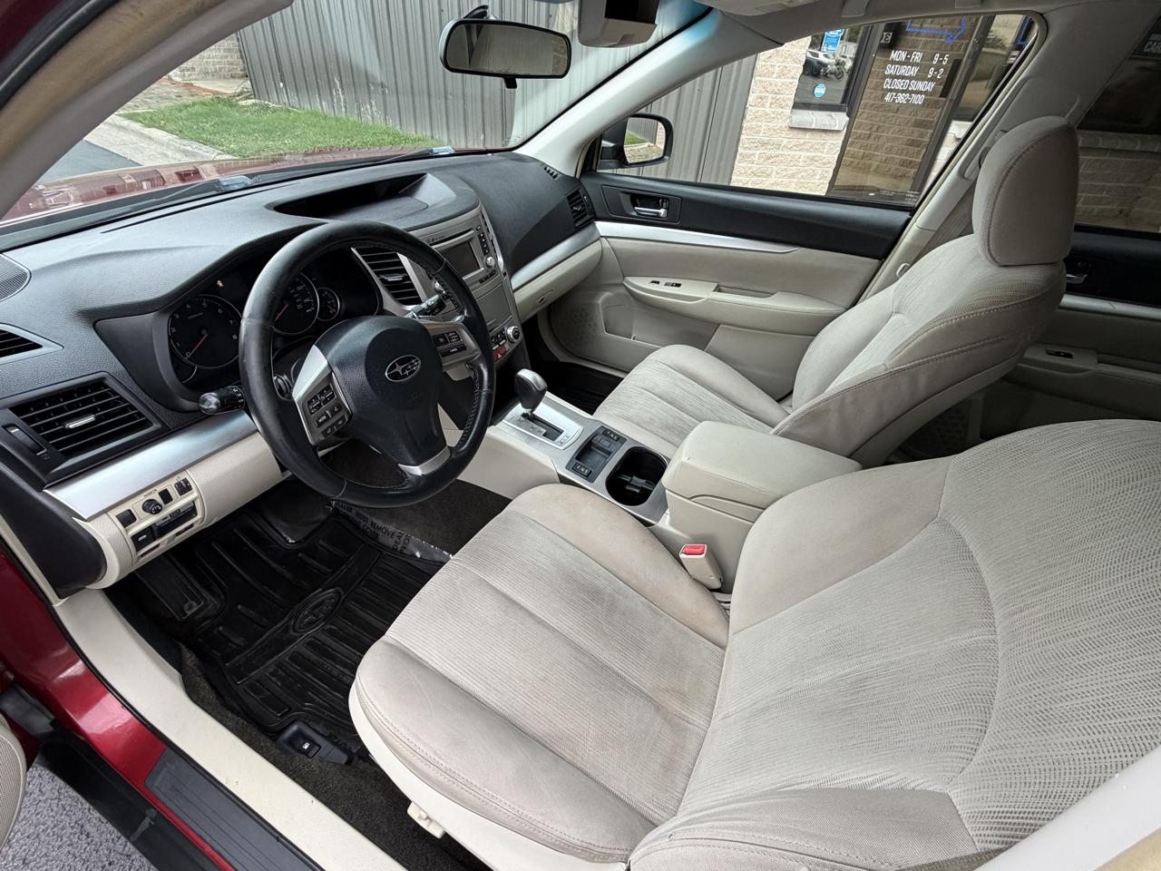 Subaru Outback 2.5i Premium 2014