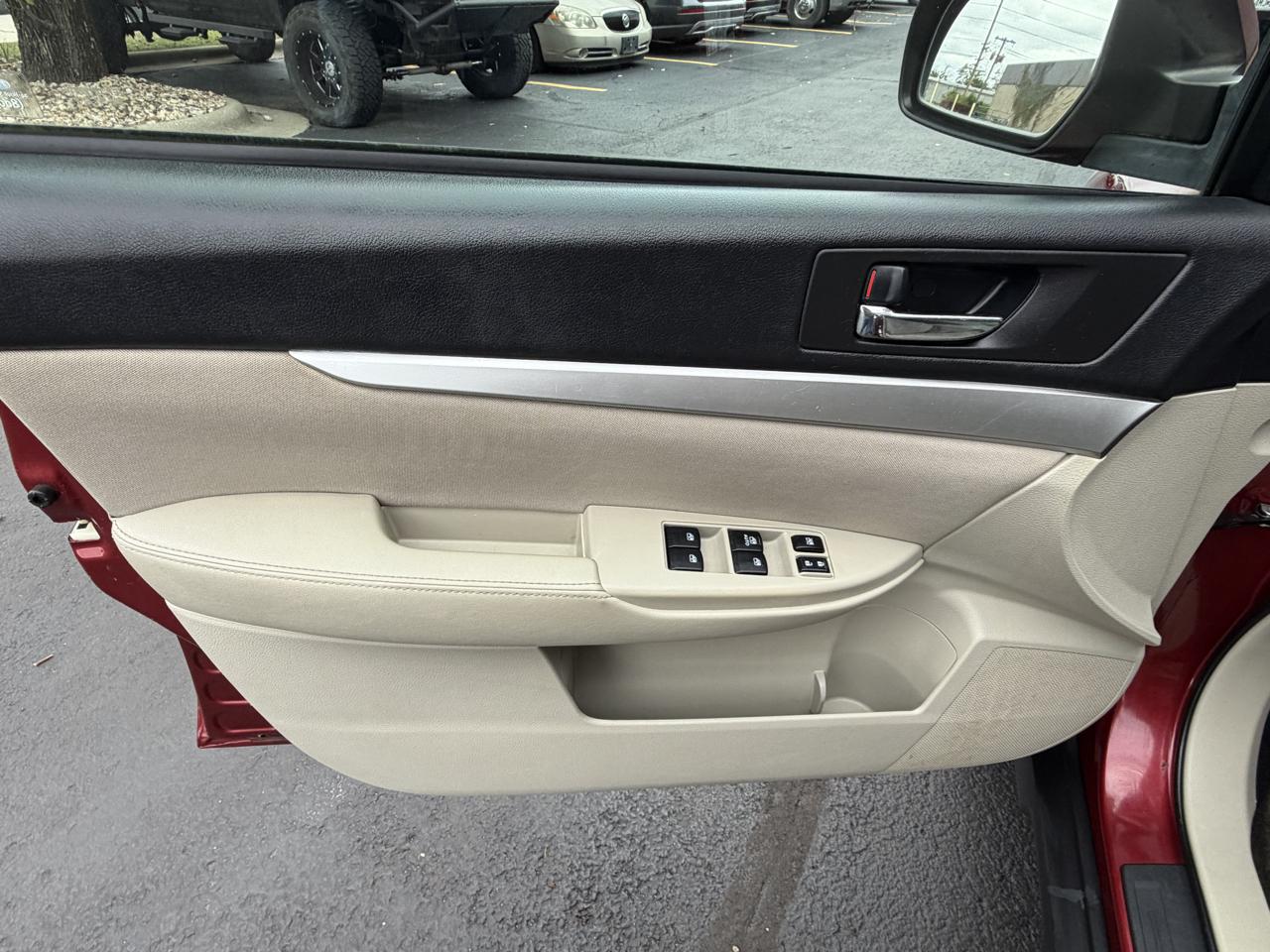 Subaru Outback 2.5i Premium 2014