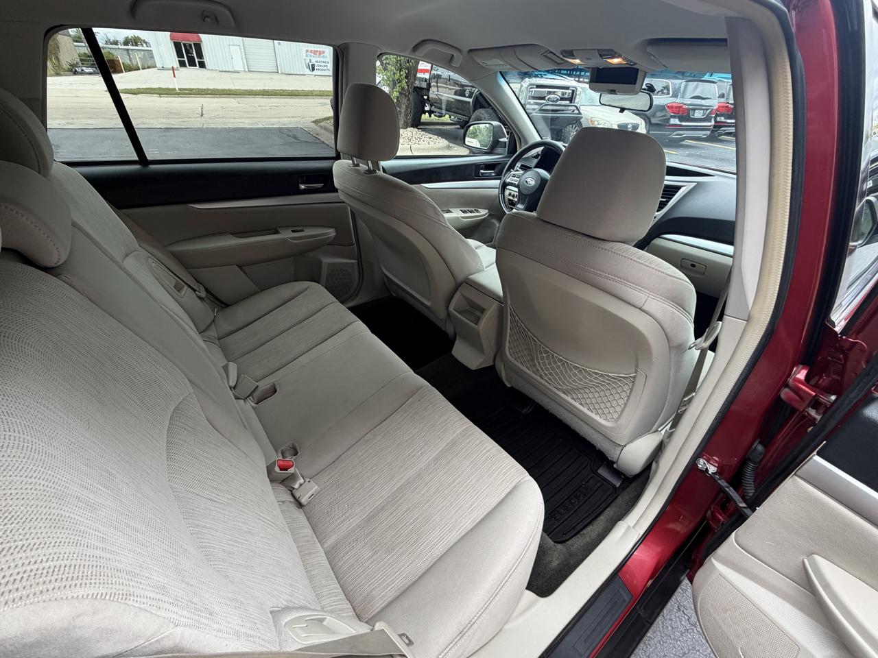 Subaru Outback 2.5i Premium 2014