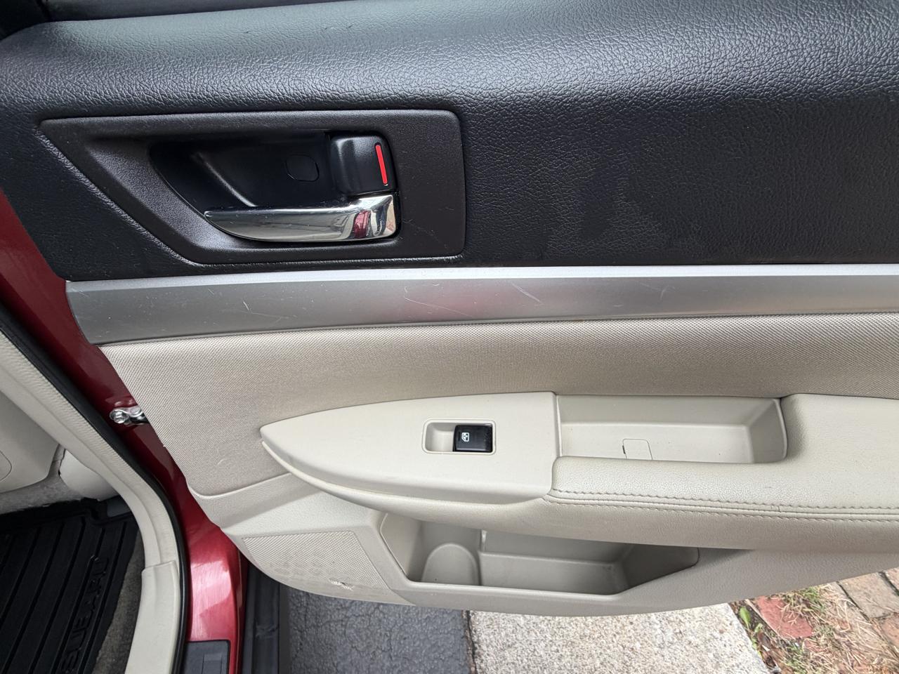 Subaru Outback 2.5i Premium 2014