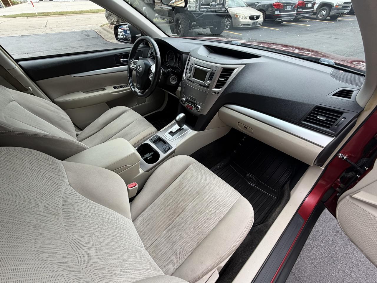 Subaru Outback 2.5i Premium 2014
