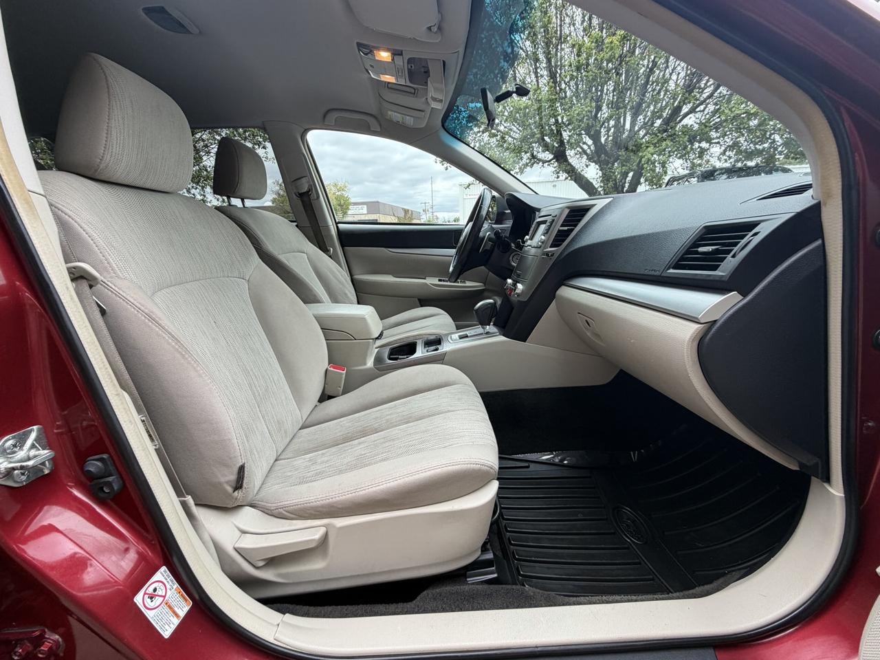 Subaru Outback 2.5i Premium 2014