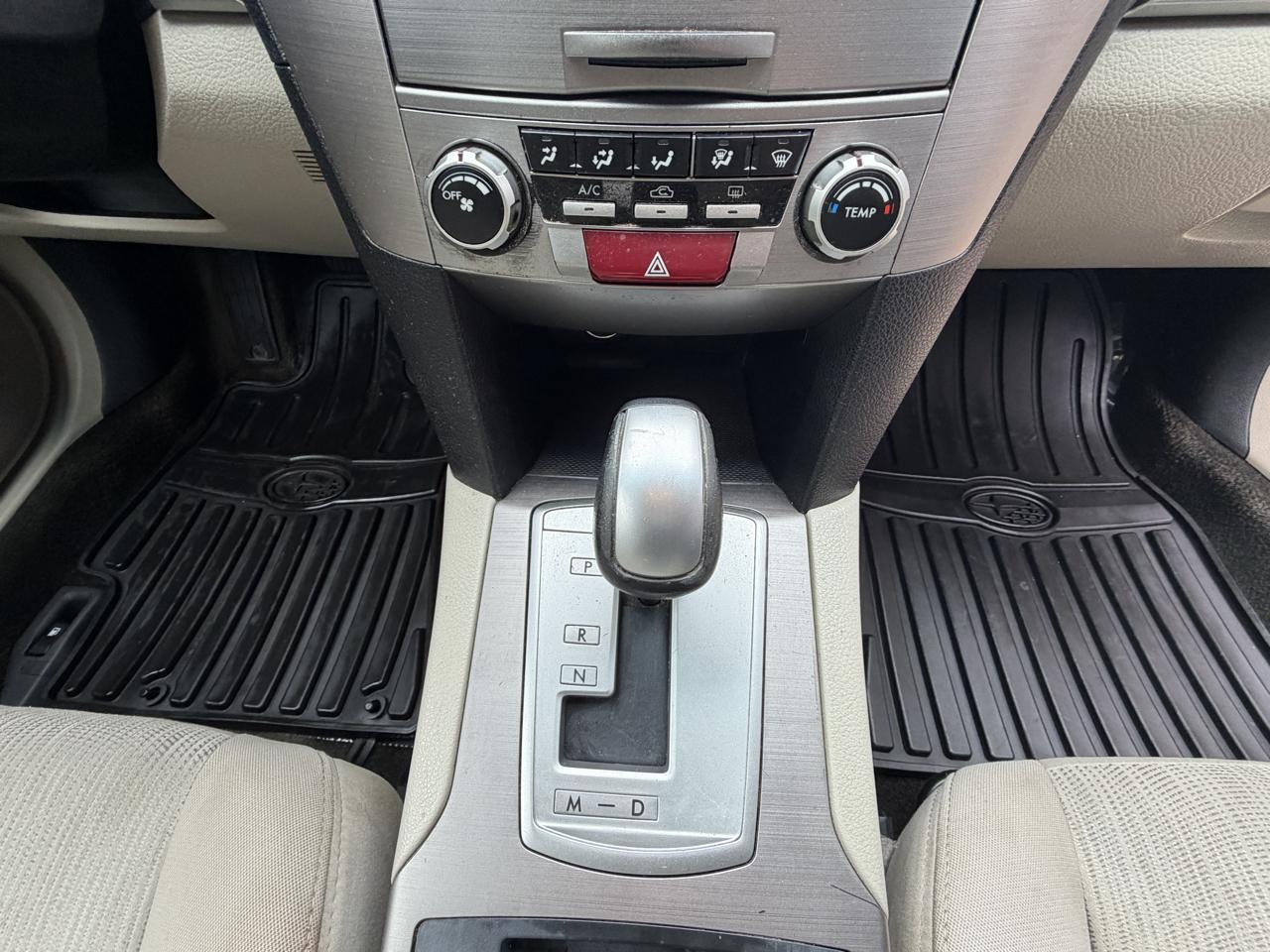 Subaru Outback 2.5i Premium 2014