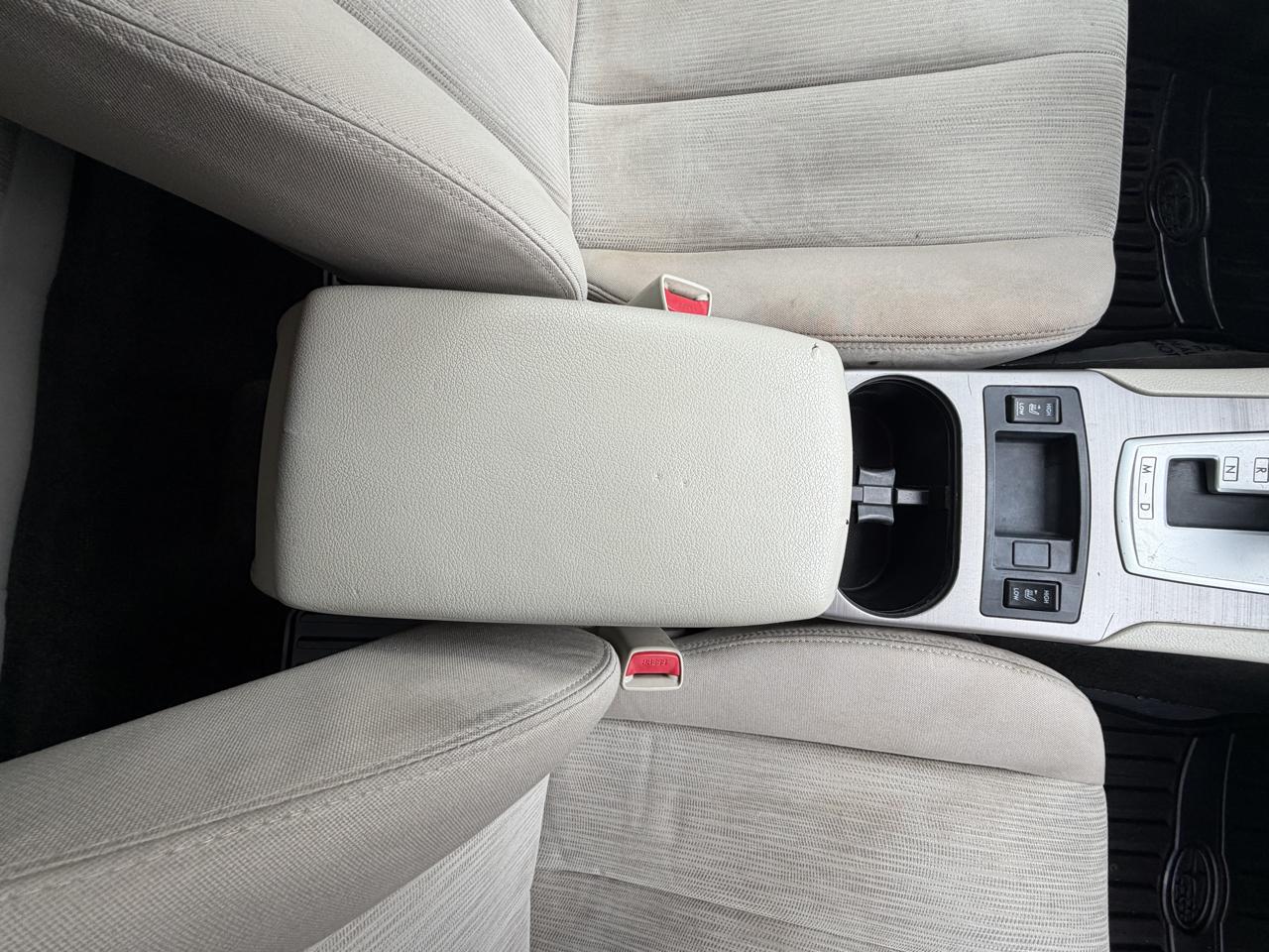 Subaru Outback 2.5i Premium 2014