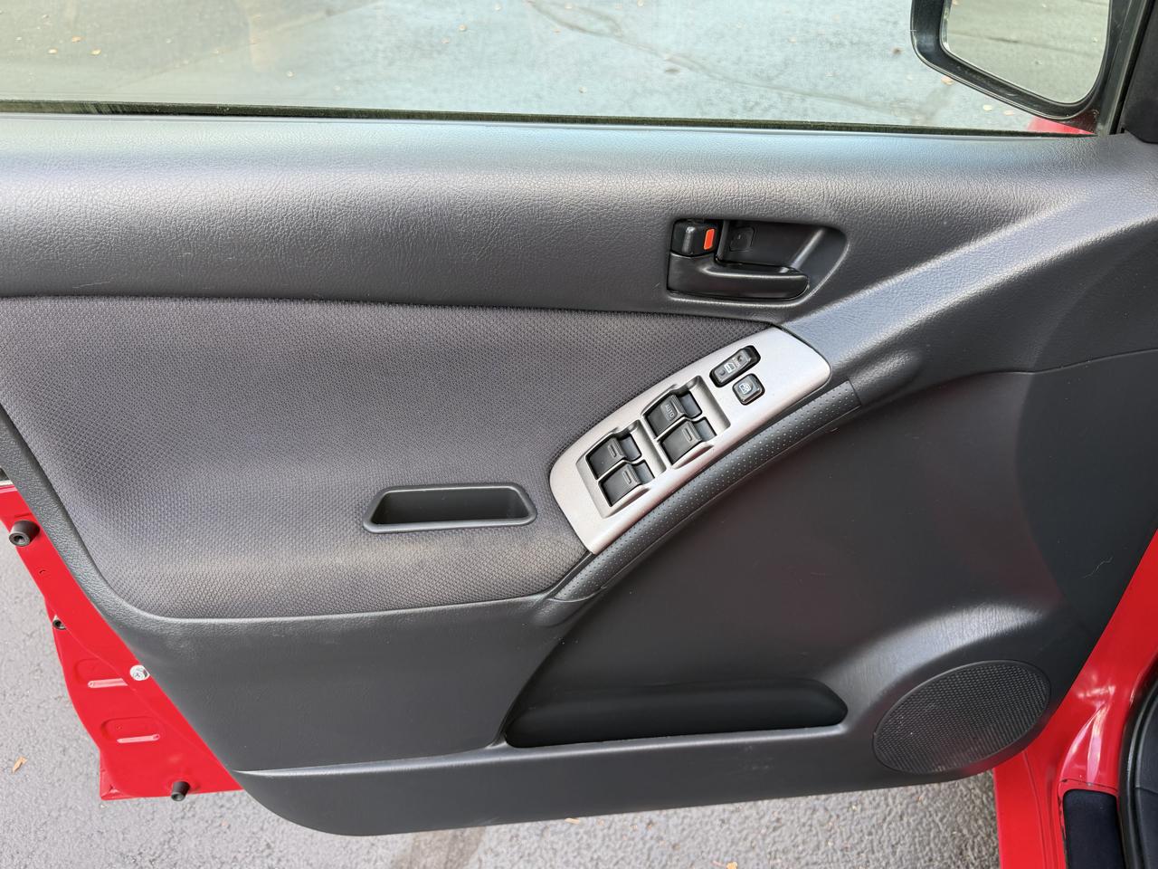 Toyota Matrix 2WD 2006