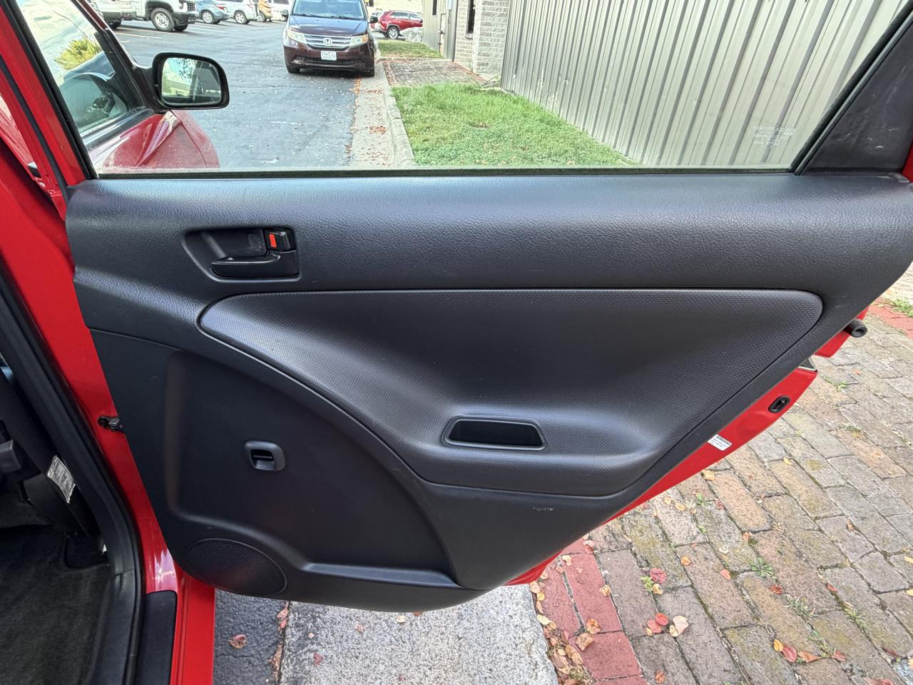 Toyota Matrix 2WD 2006