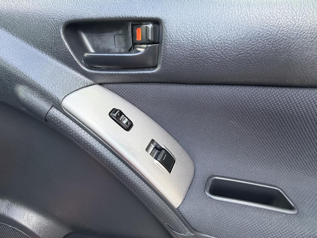Toyota Matrix 2WD 2006