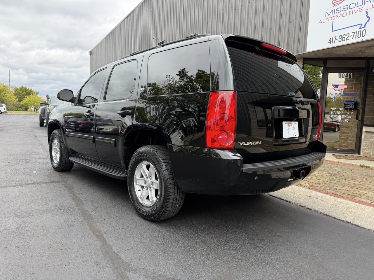 GMC Yukon SLT 4WD 2013