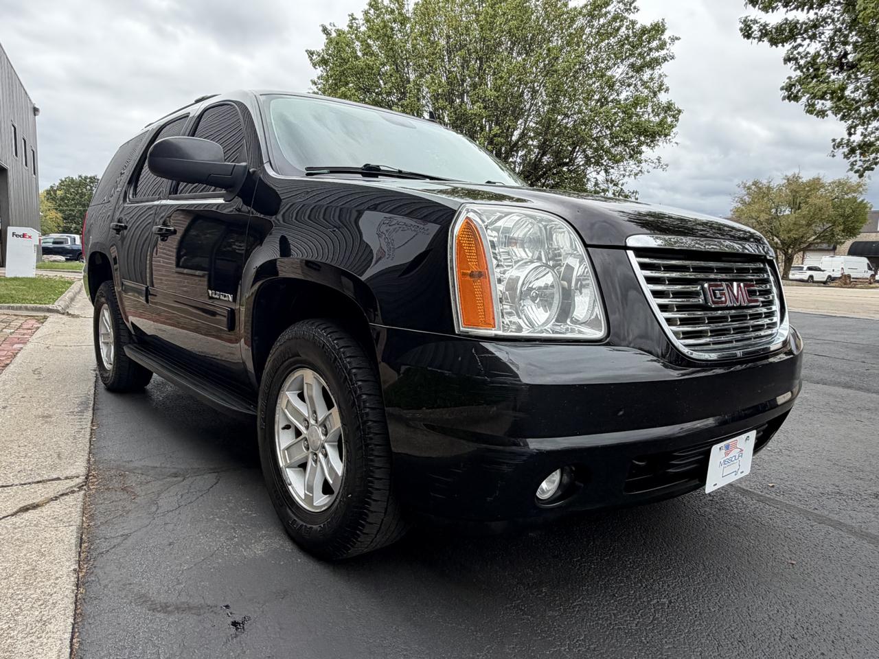 GMC Yukon SLT 4WD 2013