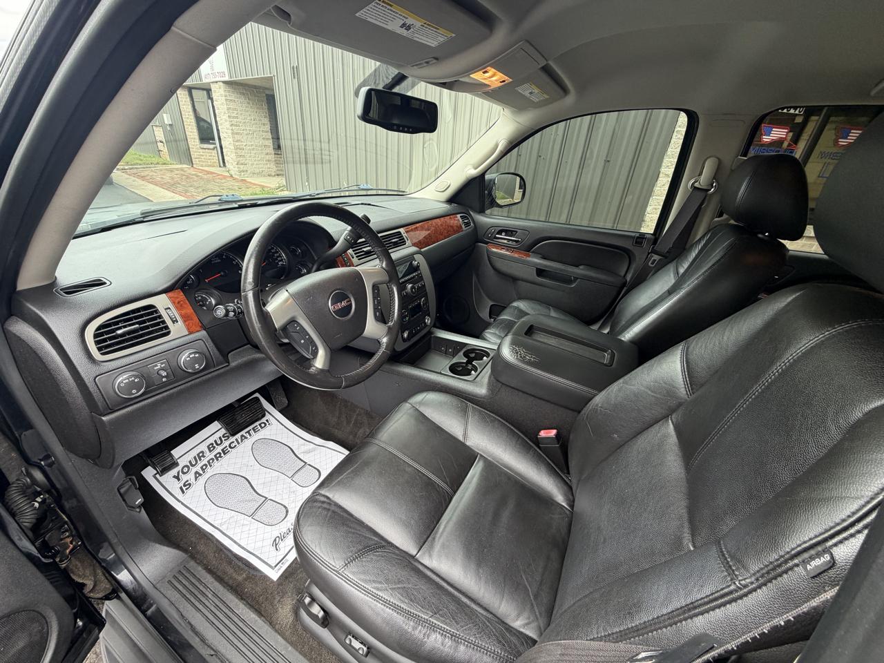 GMC Yukon SLT 4WD 2013