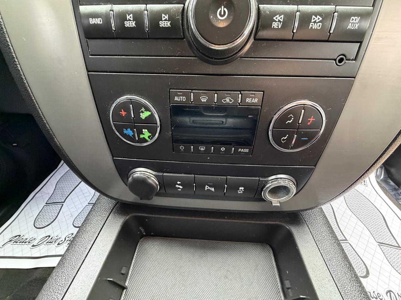 GMC Yukon SLT 4WD 2013