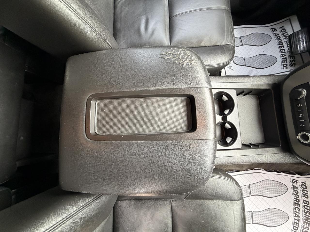 GMC Yukon SLT 4WD 2013