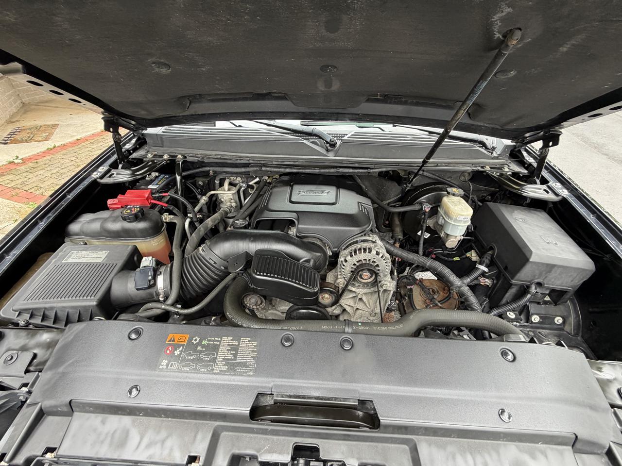 GMC Yukon SLT 4WD 2013